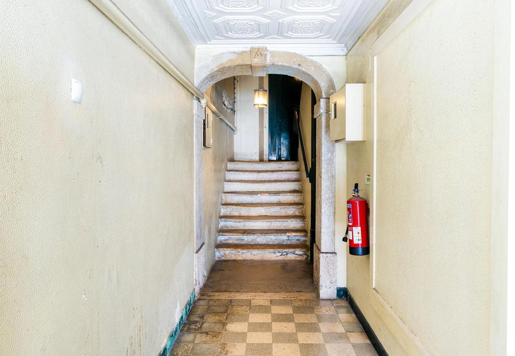 Camoes By Central Hill Apartments Lisboa Ngoại thất bức ảnh