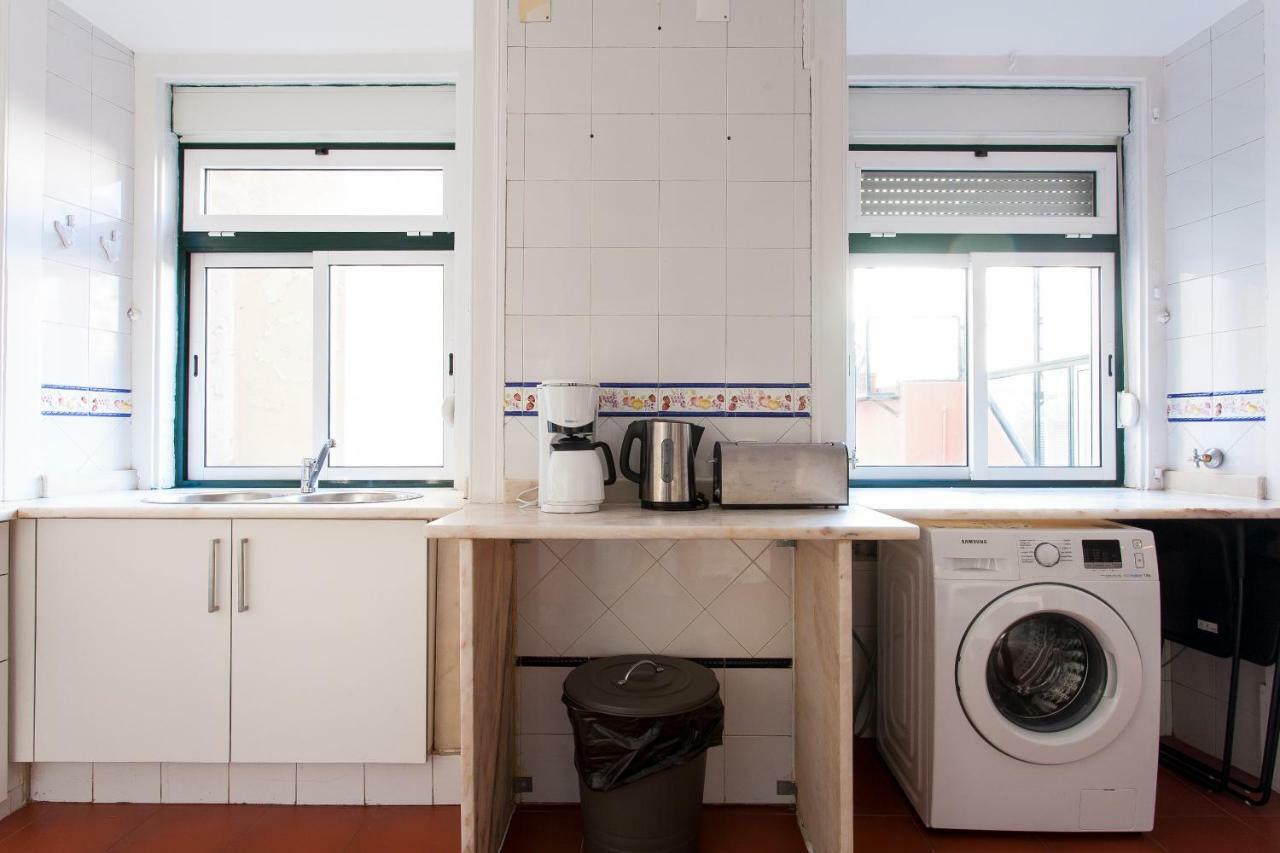 Camoes By Central Hill Apartments Lisboa Ngoại thất bức ảnh