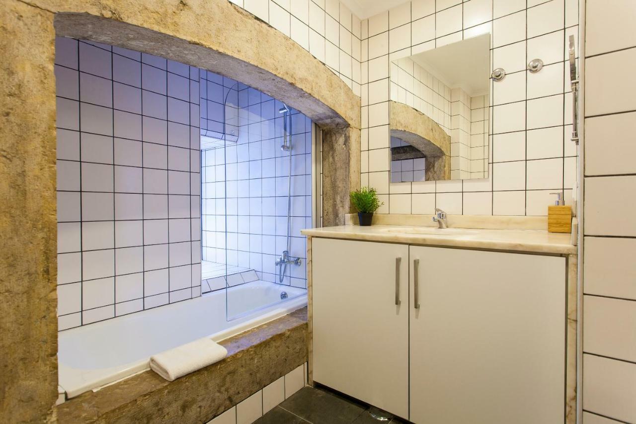 Camoes By Central Hill Apartments Lisboa Ngoại thất bức ảnh